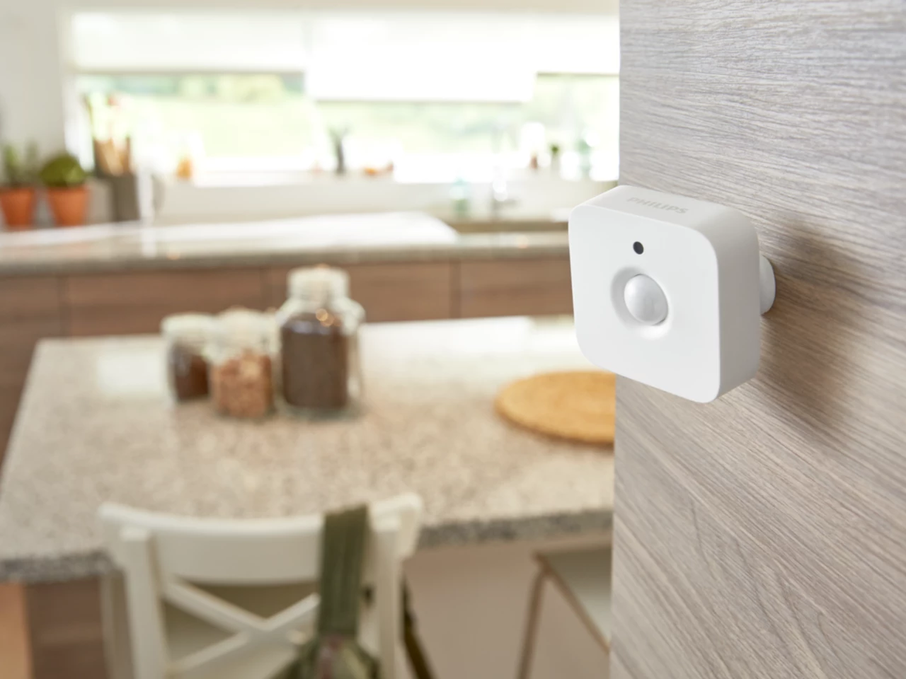 Nanavia motion sensor device